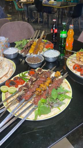 عکس کباب سرای نمونه پنجه طلا