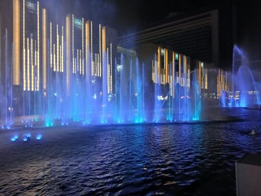 عکس آبنما موزیکال ایران‌مال