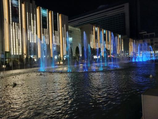 عکس آبنما موزیکال ایران‌مال