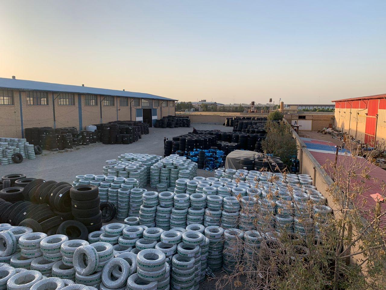 عکس انبار مرکزی تایرهاب