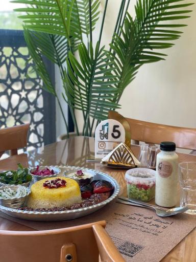 عکس رستوران مادر من