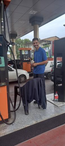 عکس پمپ بنزین مهرداد