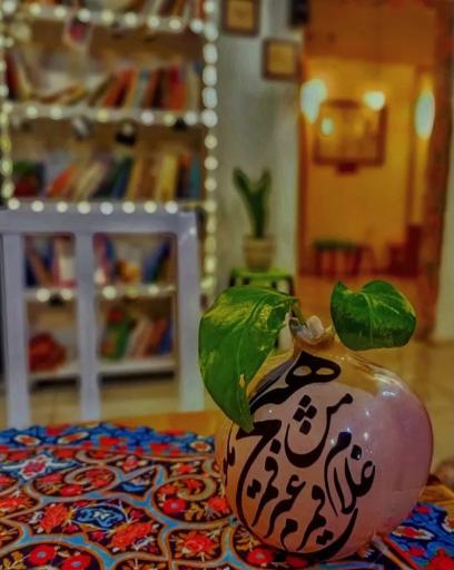 عکس کافه هیچ زابل