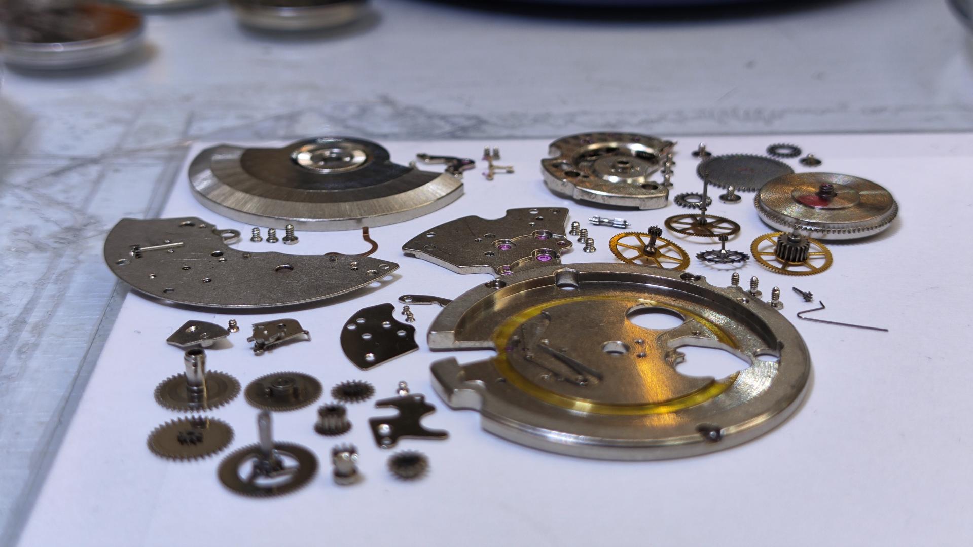 عکس ساعت بهروز