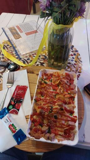 عکس کافه هیچ زابل