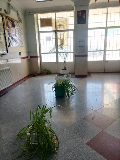 عکس دبیرستان متوسطه اول پسرانه شهید رجایی