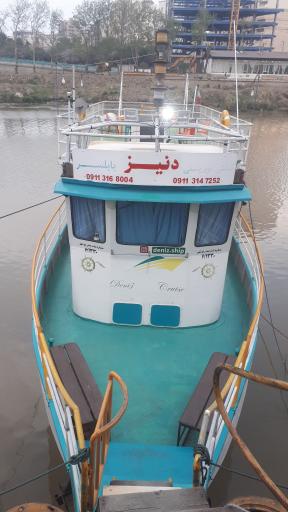 عکس کشتی تفریحی گردشگری دِنیز