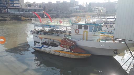 عکس کشتی تفریحی گردشگری دِنیز بابلسر