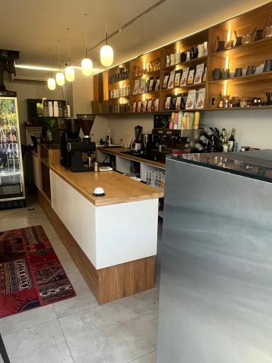 عکس کافه رایکا نوفل لوشاتو