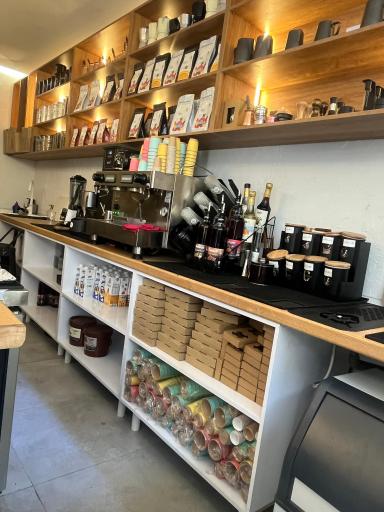 عکس کافه رایکا نوفل لوشاتو