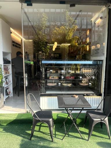 عکس کافه رایکا نوفل لوشاتو