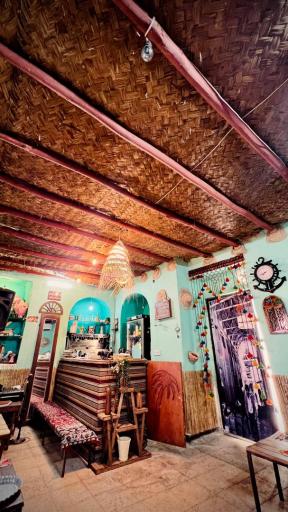 عکس کافه سنتی چهار محل