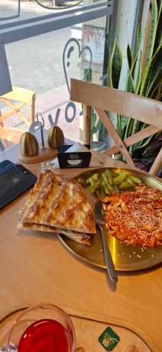 عکس کافه عموسیبیل