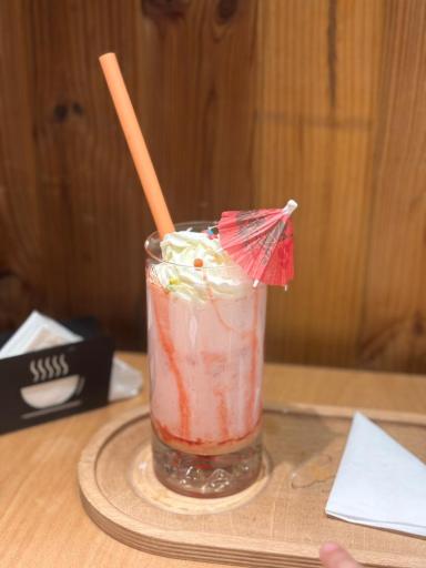 عکس کافه عموسیبیل