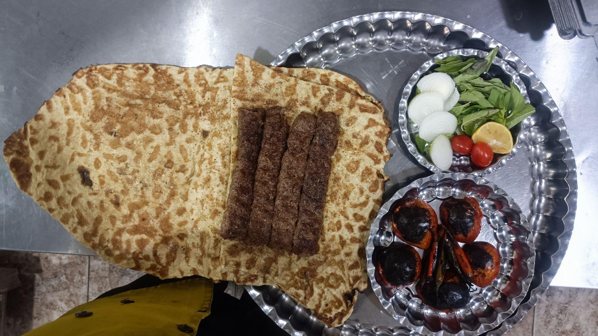 عکس کبابی بومرنگ