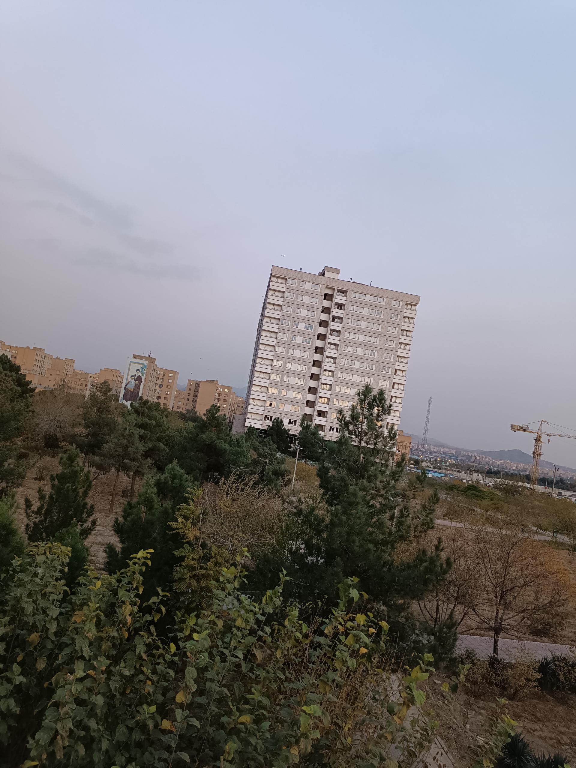 عکس مجتمع مسکونی صدرا