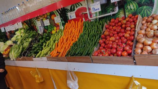 عکس میوه فروشی مجلسی