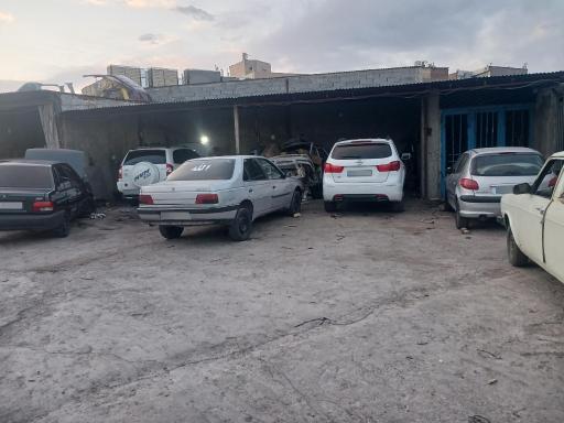 عکس تعمیرگاه و خدمات خودرو