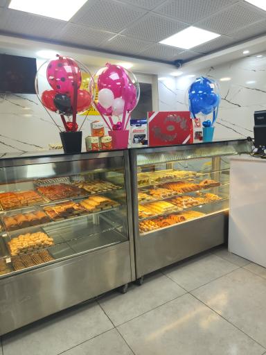 عکس شیرینی فروشی سهیل