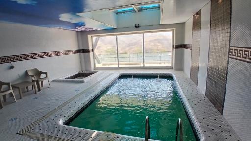 عکس سوئیت ویلا نادری