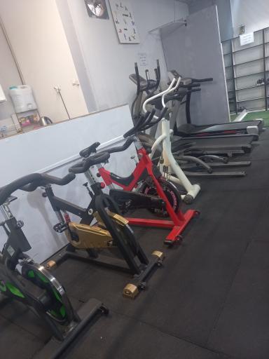 عکس آکادمی ورزشی ماه تندیس