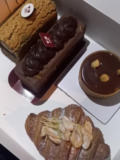 عکس قنادی کیک وی آی پی