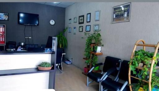 عکس شرکت بیمه معلم نمایندگی زیبا زارع