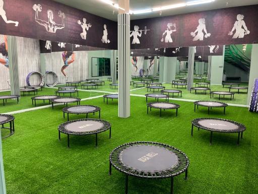 عکس باشگاه بدنسازی بانوان اکسیر