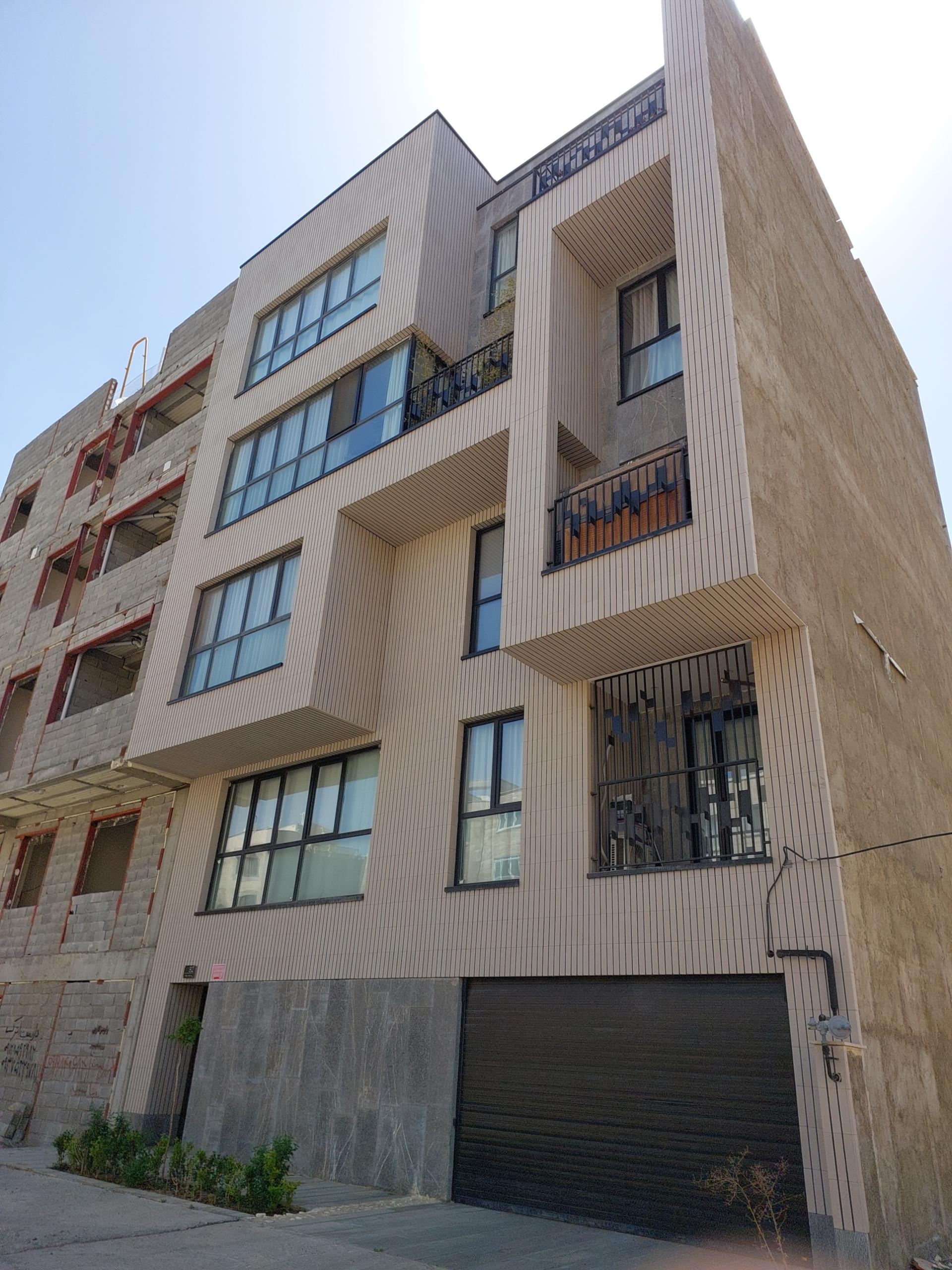 عکس ساختمان هور ۱ 