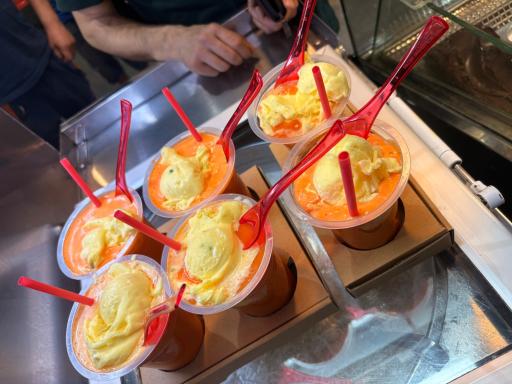 عکس آبمیوه بستنی لاله پارک