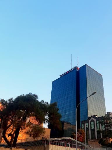 عکس ساختمان مرکزی بانک ملت