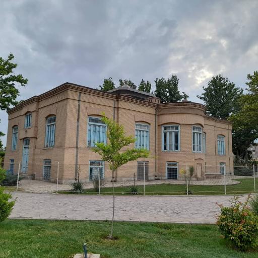 عکس باغ و عمارت امین الاسلامی