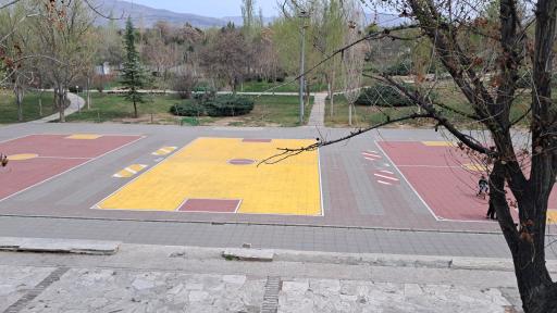 عکس زمین ورزش پارک پلیس