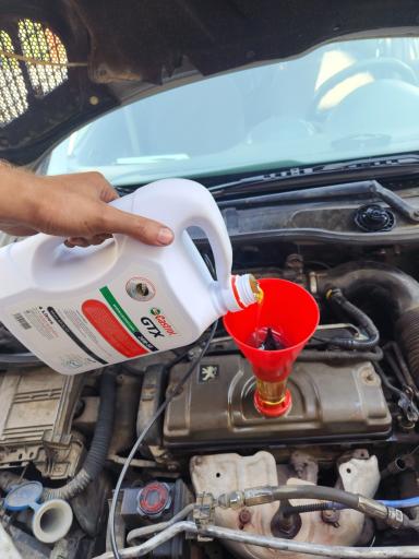 عکس اتوسرویس برادران اکرادی