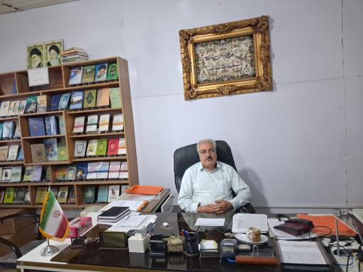 عکس مدرسه بزرگسالان قلم 