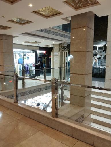 عکس مرکز خرید افتخار