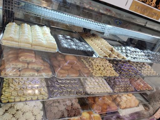 عکس شیرینی فروشی اکلر