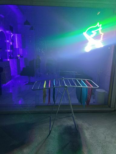 عکس آرایشگاه سناتور 