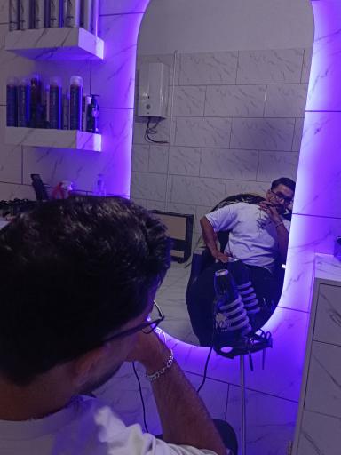 عکس آرایشگاه سناتور 