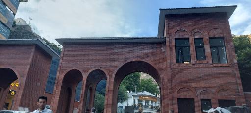 عکس طاقی ورودی دربند