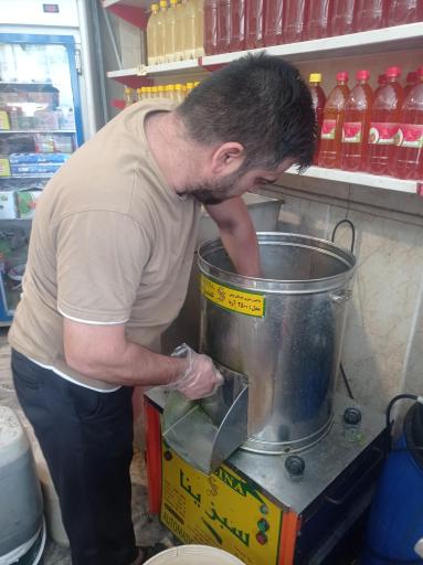 آبمیوه گیری ترشی فروشی و تصفیه گوجه فرنگی طبیعت