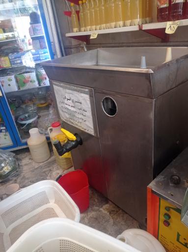 آبمیوه گیری ترشی فروشی و تصفیه گوجه فرنگی طبیعت