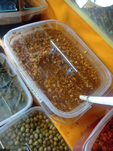 عکس آبمیوه گیری ترشی فروشی و تصفیه گوجه فرنگی طبیعت