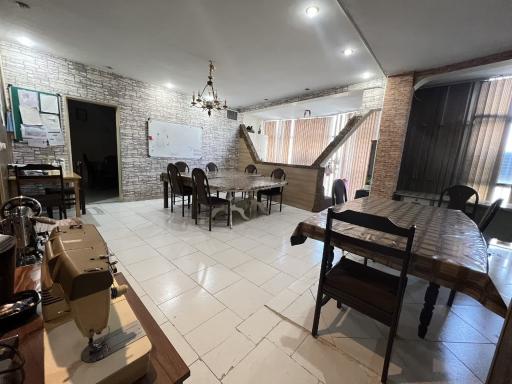 عکس آموزشگاه خیاطی بنفشه  