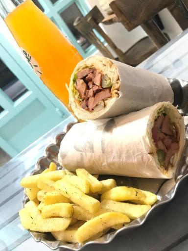 عکس کافه صبحانه چاشت