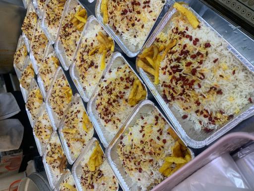 عکس تهیه غذای طاها