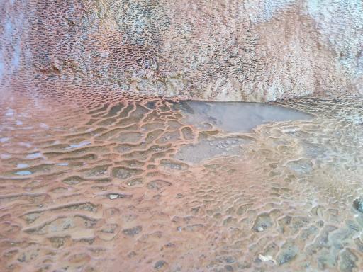 عکس چشمه آب ترش نیمبلوک