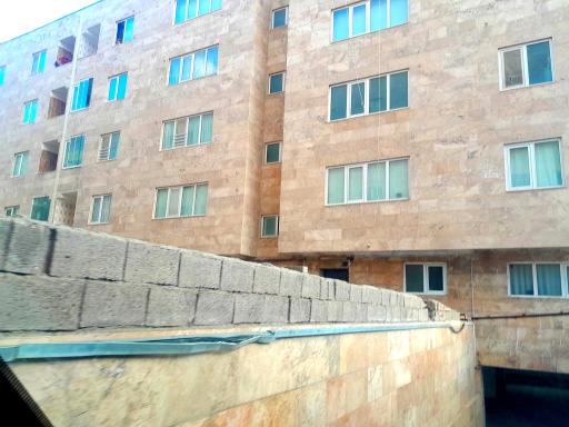 عکس مجتمع مسکونی کادوس