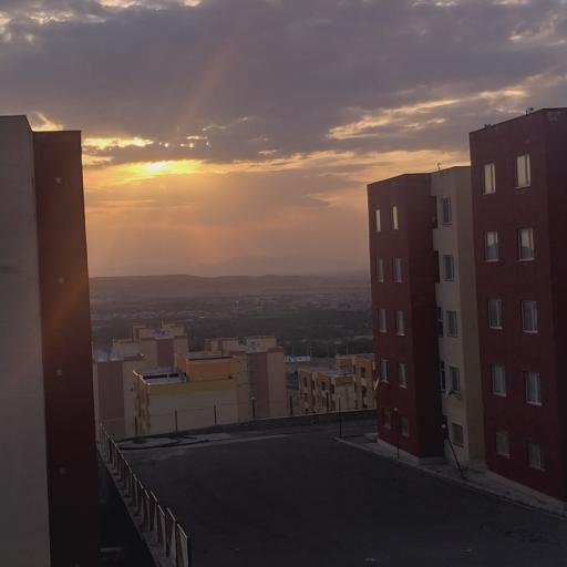 عکس مجتمع‌ مسکونی‌ ولیعصر