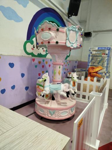 عکس شهربازی سرپوشیده گیان پارک